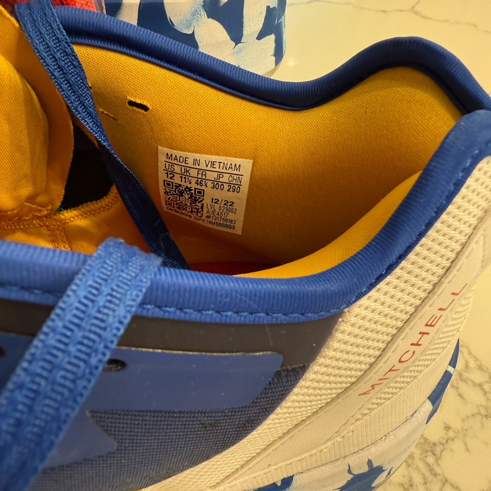 Adidas NWT D.O.N. Issue #4 'McDonald's All-American' - Picture 3 of 9